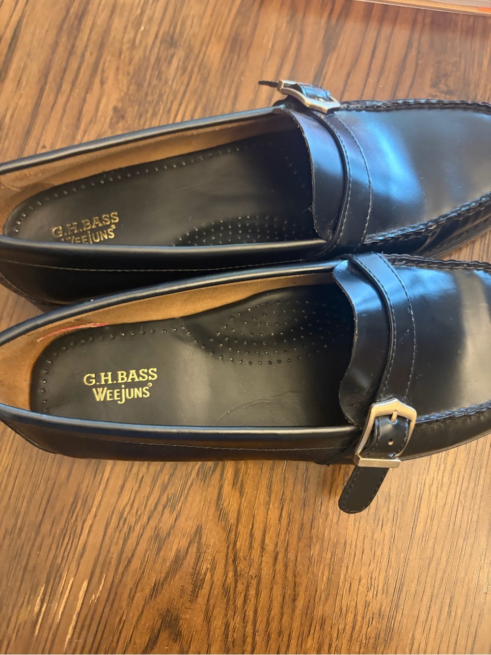 G.H. Bass & Co. weejuns Black Leather Moc Toe Buckle Slip-On Loafers. Size 9.5 - Picture 5 of 13